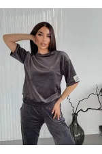 Костюм жіночий велюровий