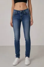 Джинси жіночі однотонні Slim fit, колір синій