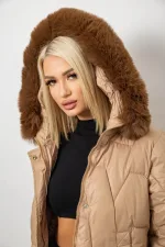 Куртка жіноча зимова коротка, колір бежевий, арт. 86-344