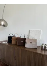 Сумка жіноча зі вставками натуральної замші