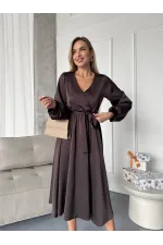 Шовкова сукня на запах