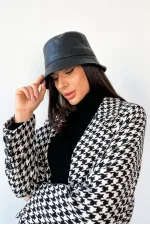 Утеплена панама зі штучної шкіри