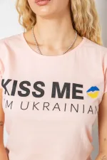 Футболка жіноча з патріотичним принтом, колір персиковий